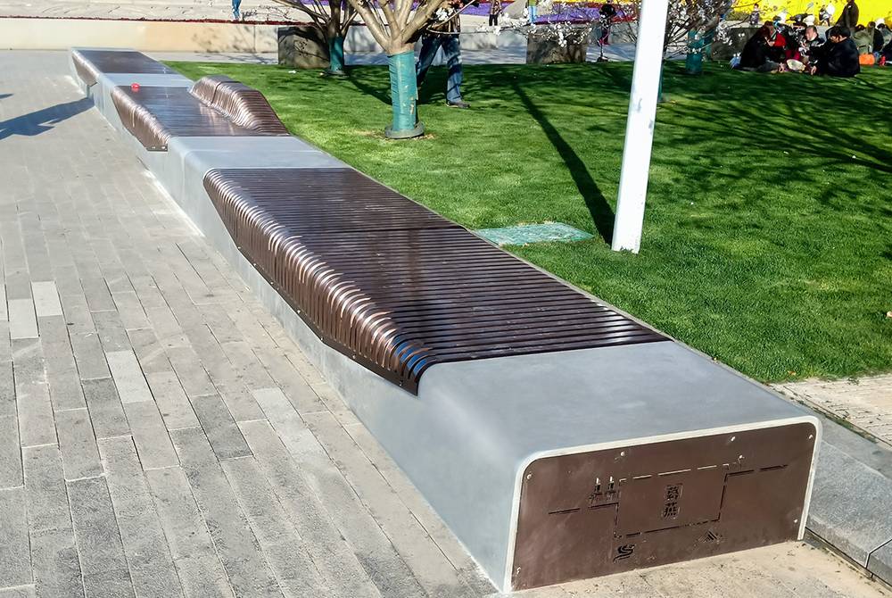 Concrete landscape backrest bench